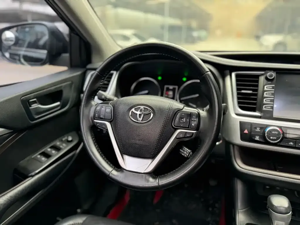 Toyota Highlander 2021 из CN, фото 6