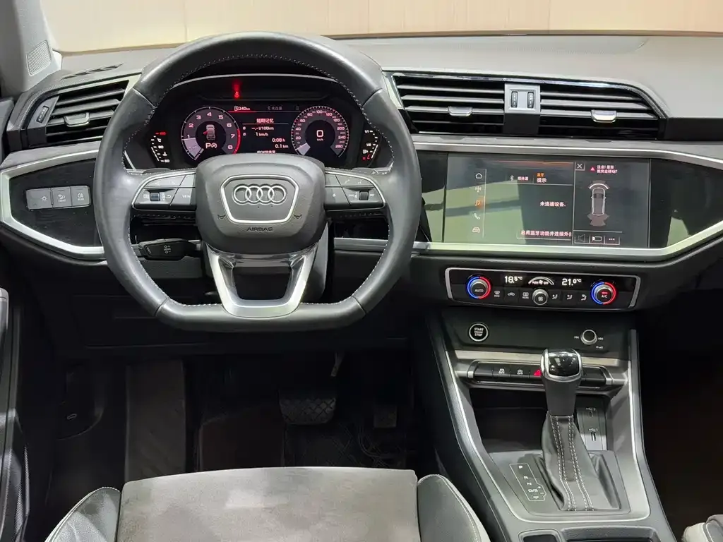 Audi Q3 2021 из CN, фото 6