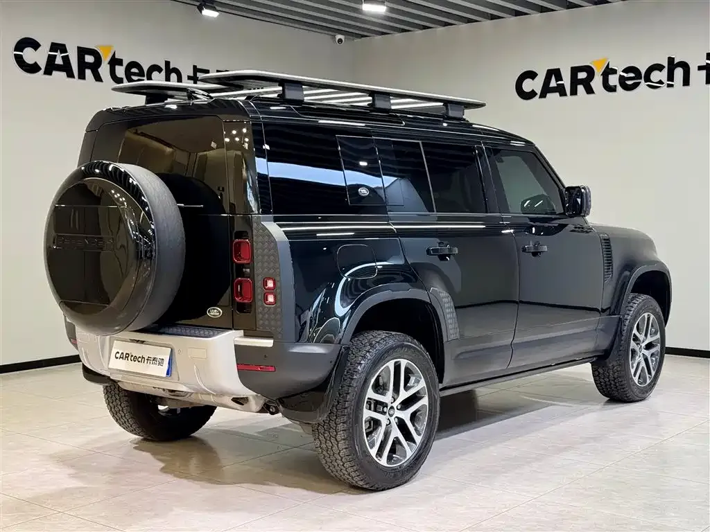 Land Rover Defender — фото 7