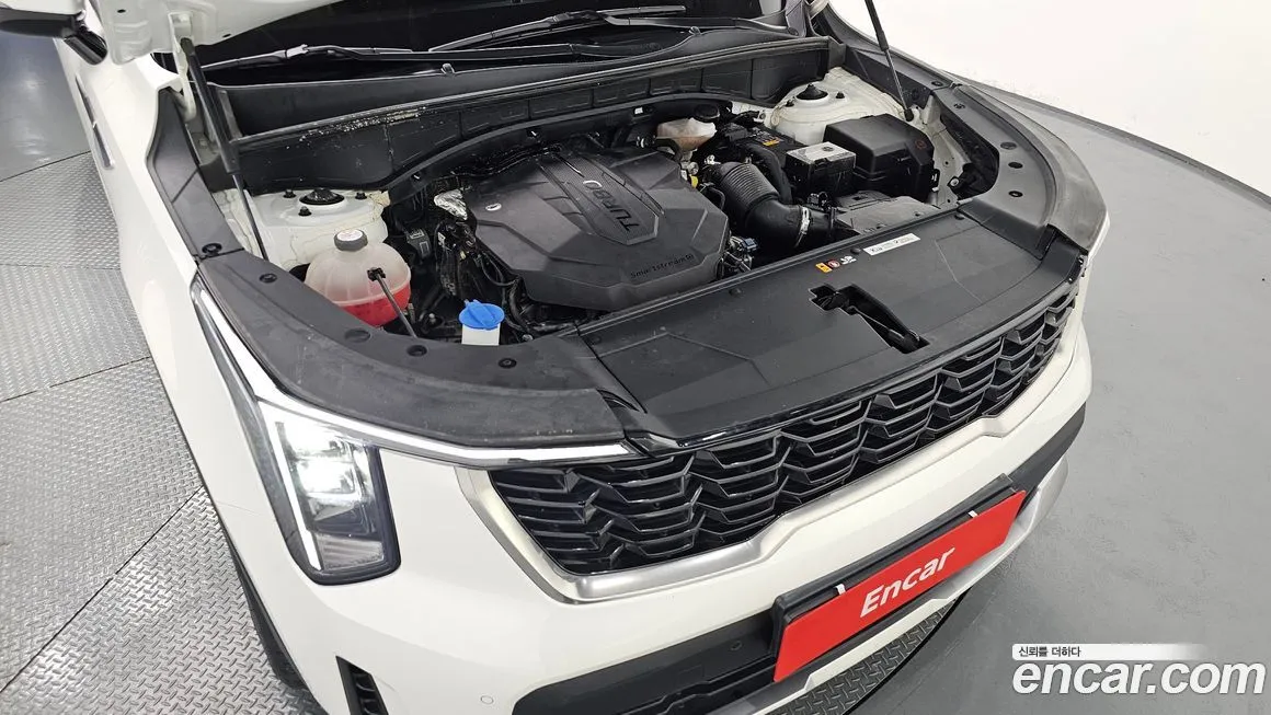 Kia Sorento — фото 10