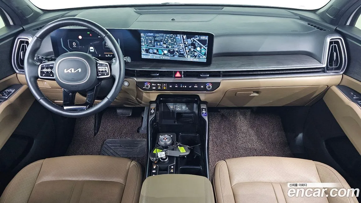 Kia Sorento — фото 9
