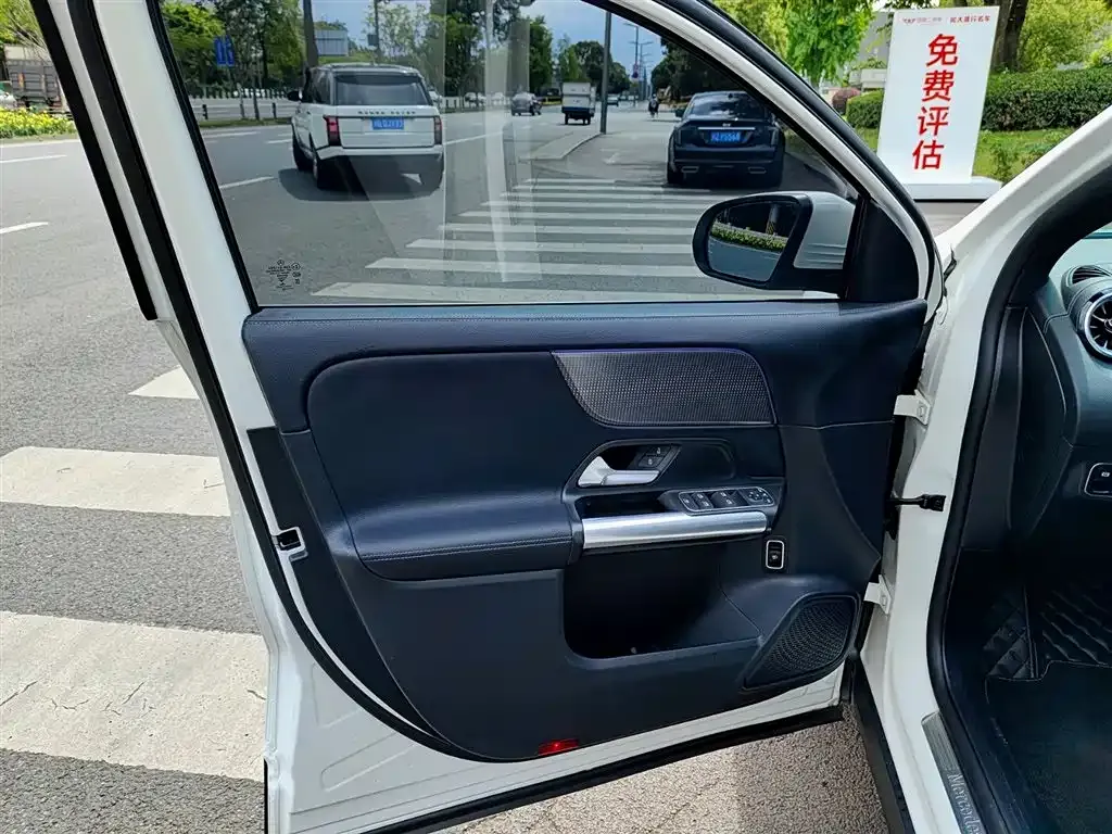 Mercedes-Benz GLA 2022 из CN, фото 8