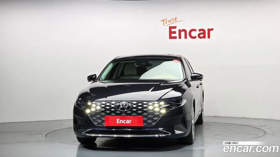 Hyundai Grandeur 2021 из KR, фото 2