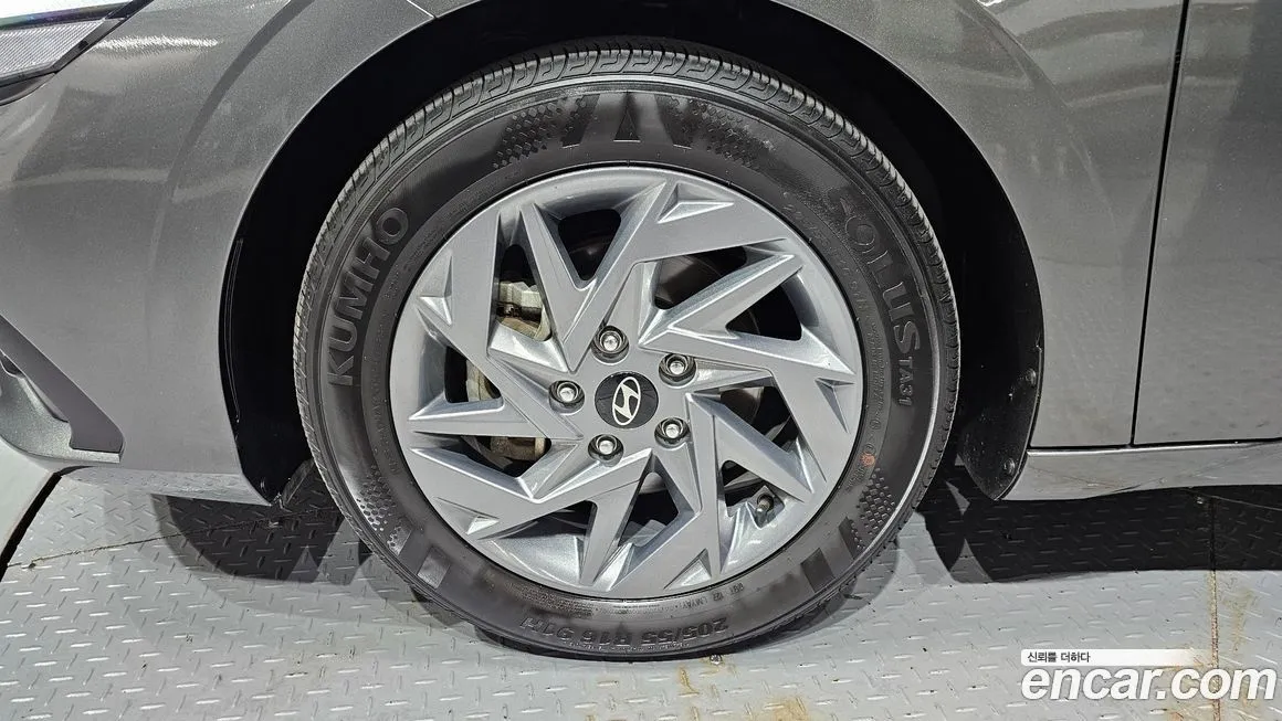 Hyundai AVANTE — фото 10