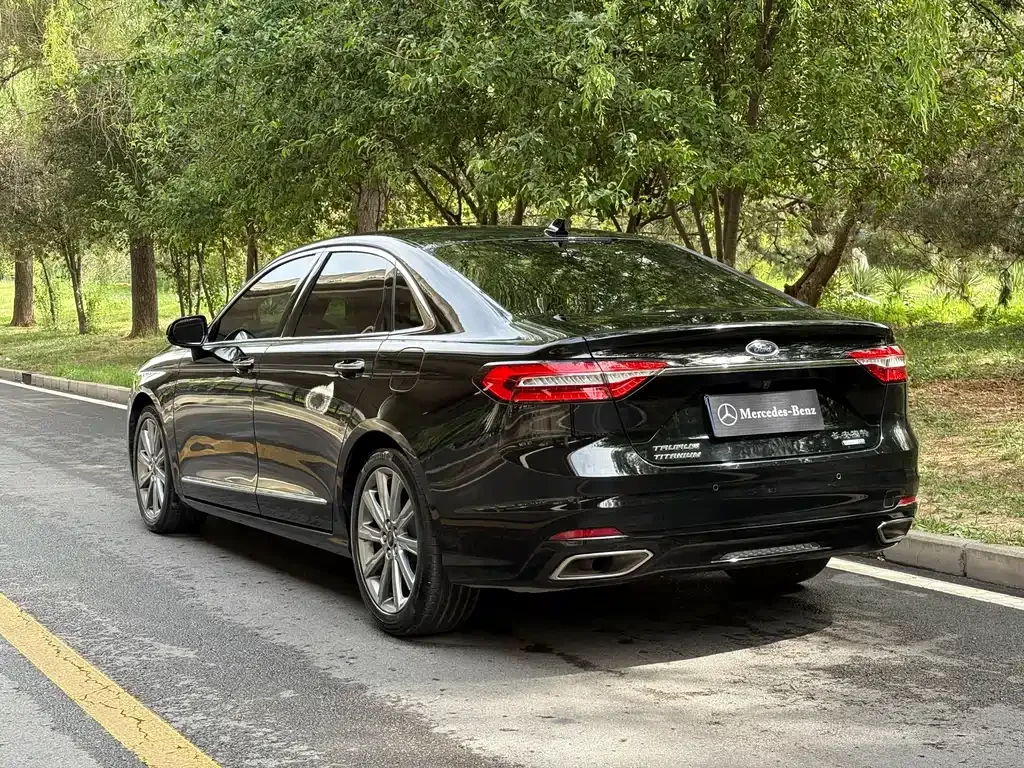 Ford Taurus 2021 из CN, фото 10