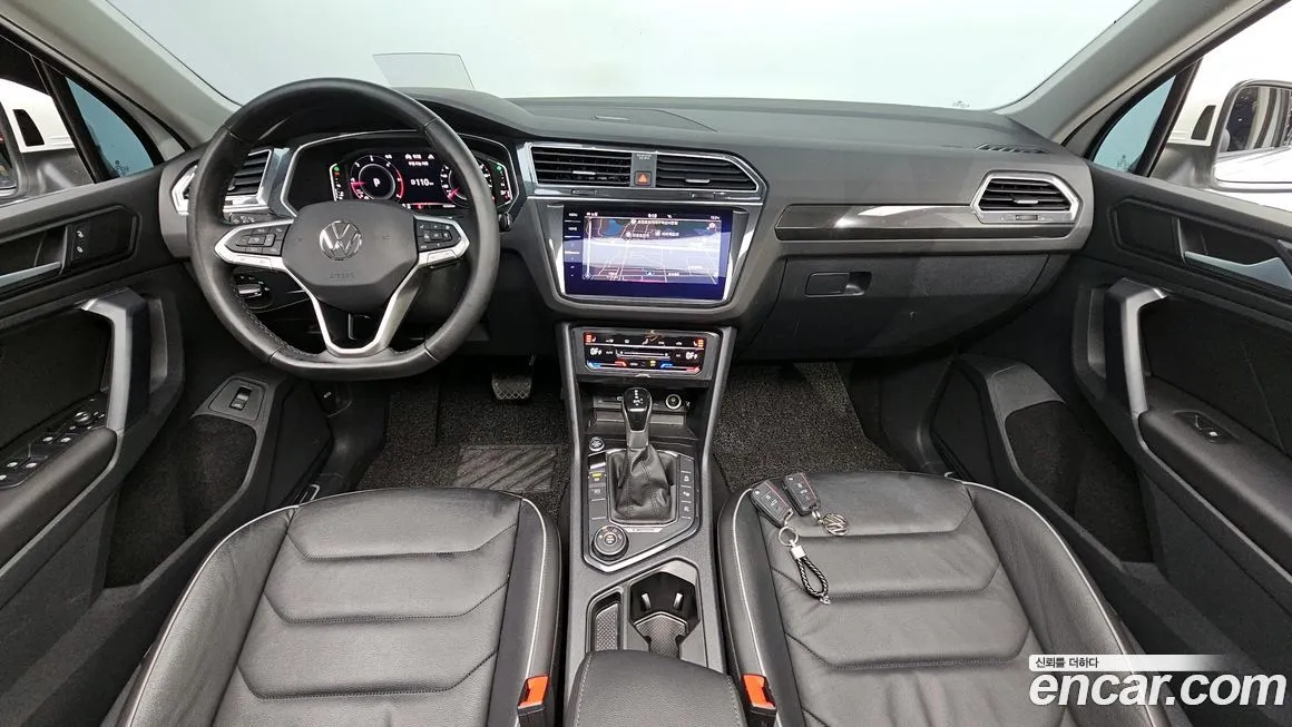 Volkswagen Tiguan — фото 6
