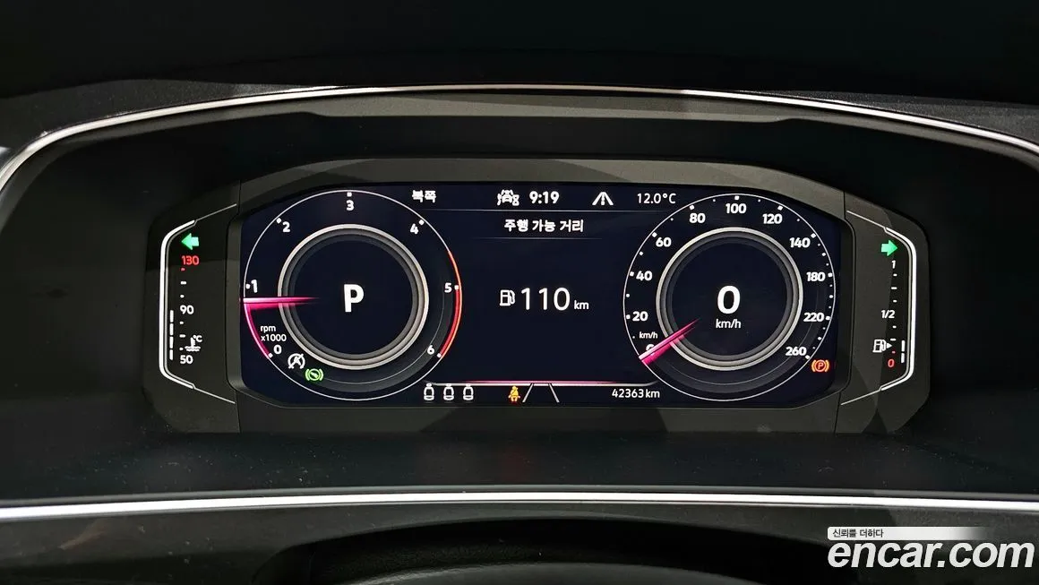 Volkswagen Tiguan — фото 10