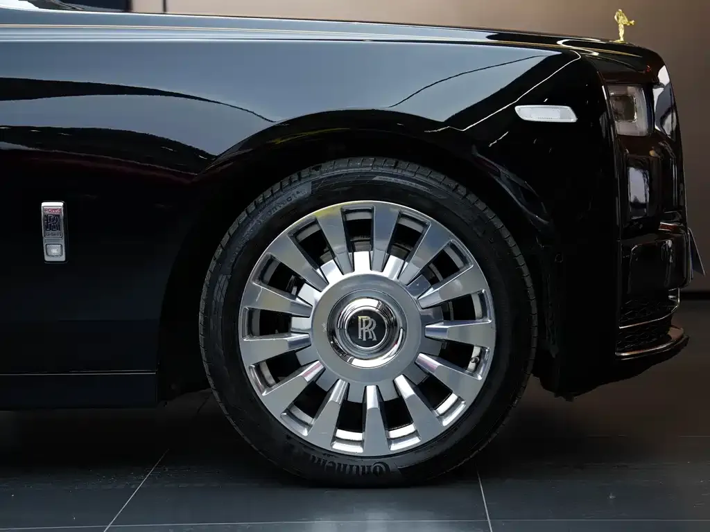 Rolls-Royce Phantom 2022 из CN, фото 5