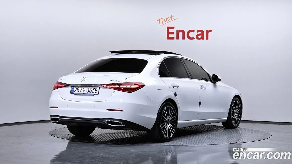 Mercedes-Benz C-Class — фото 10