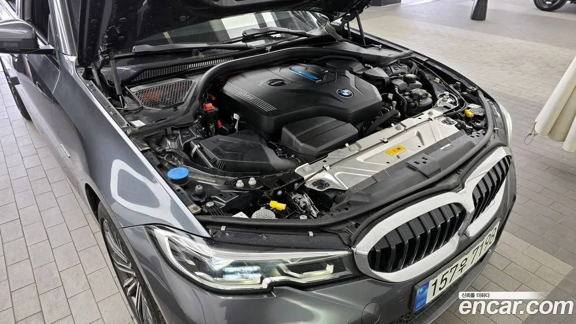 BMW 3-Series 2022 из KR, фото 9