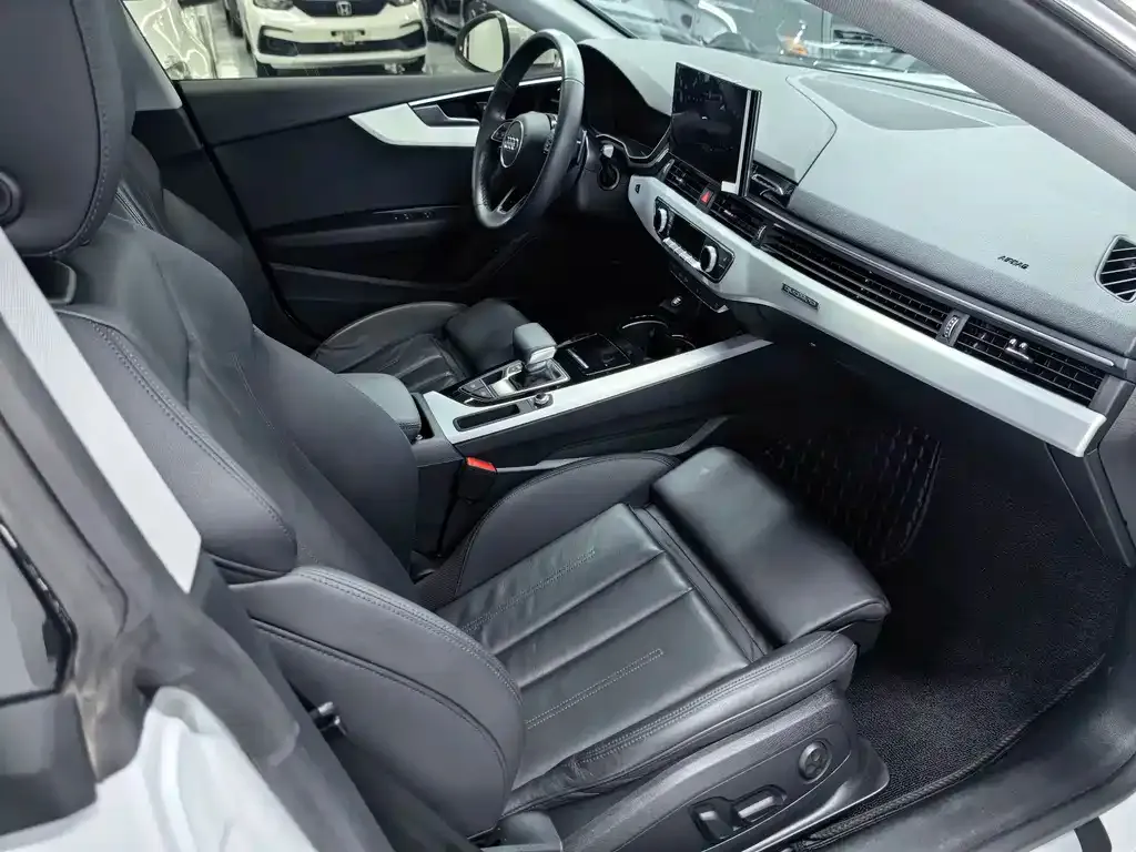 Audi A5 (Import) — фото 3