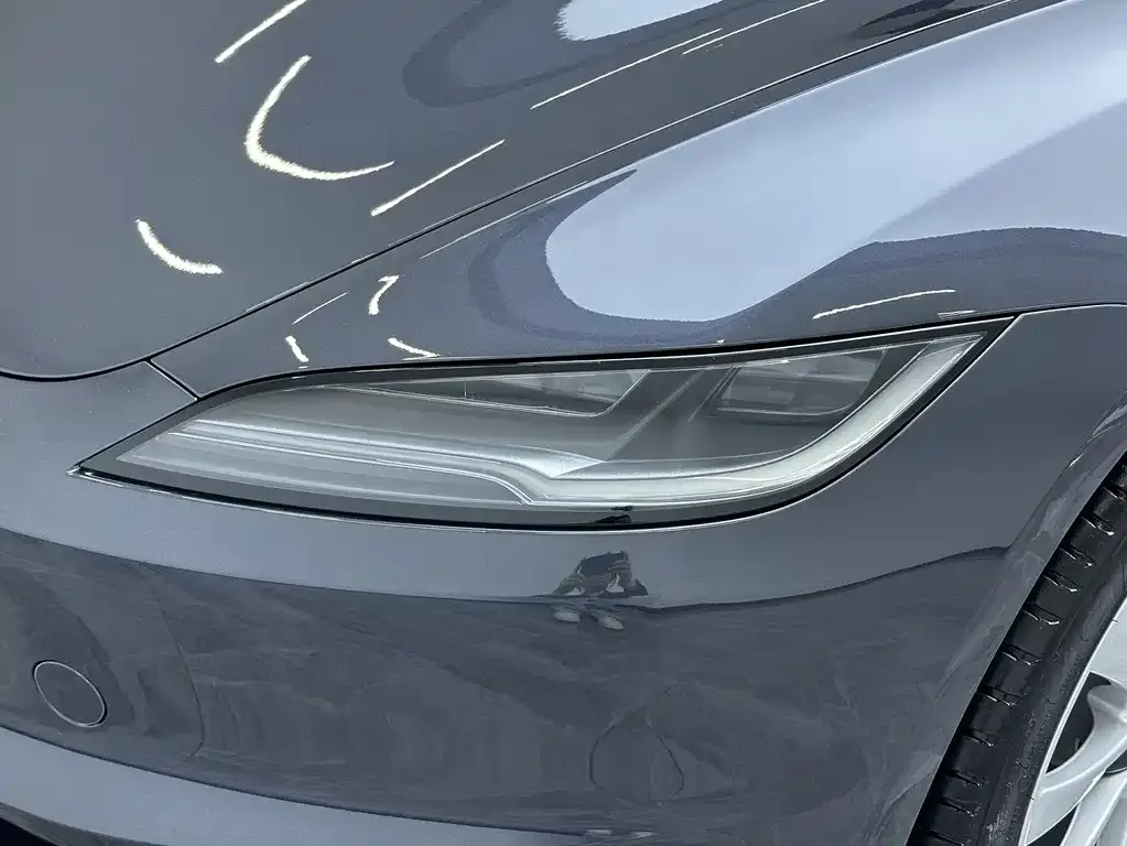Tesla Model 3 — фото 8