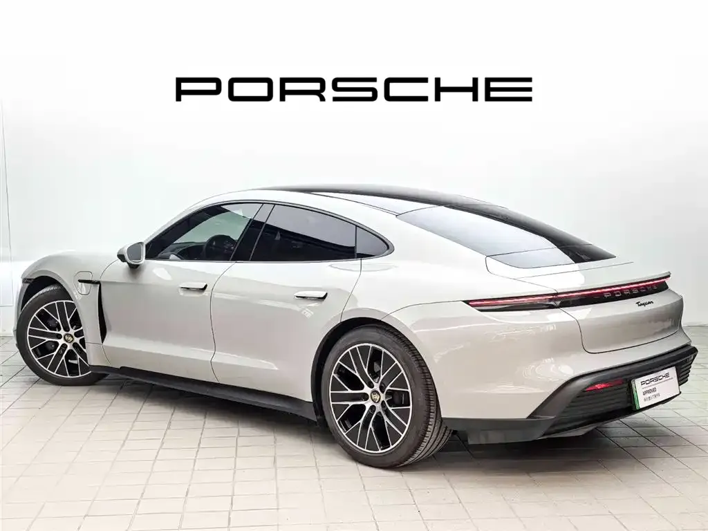 Porsche Taycan — фото 6