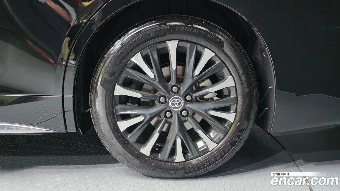 Toyota Alphard 2025 из KR, фото 8
