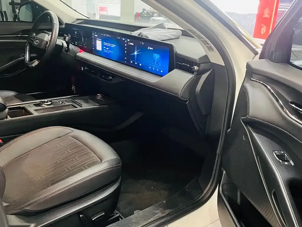 Ford Mondeo 2023 из CN, фото 7