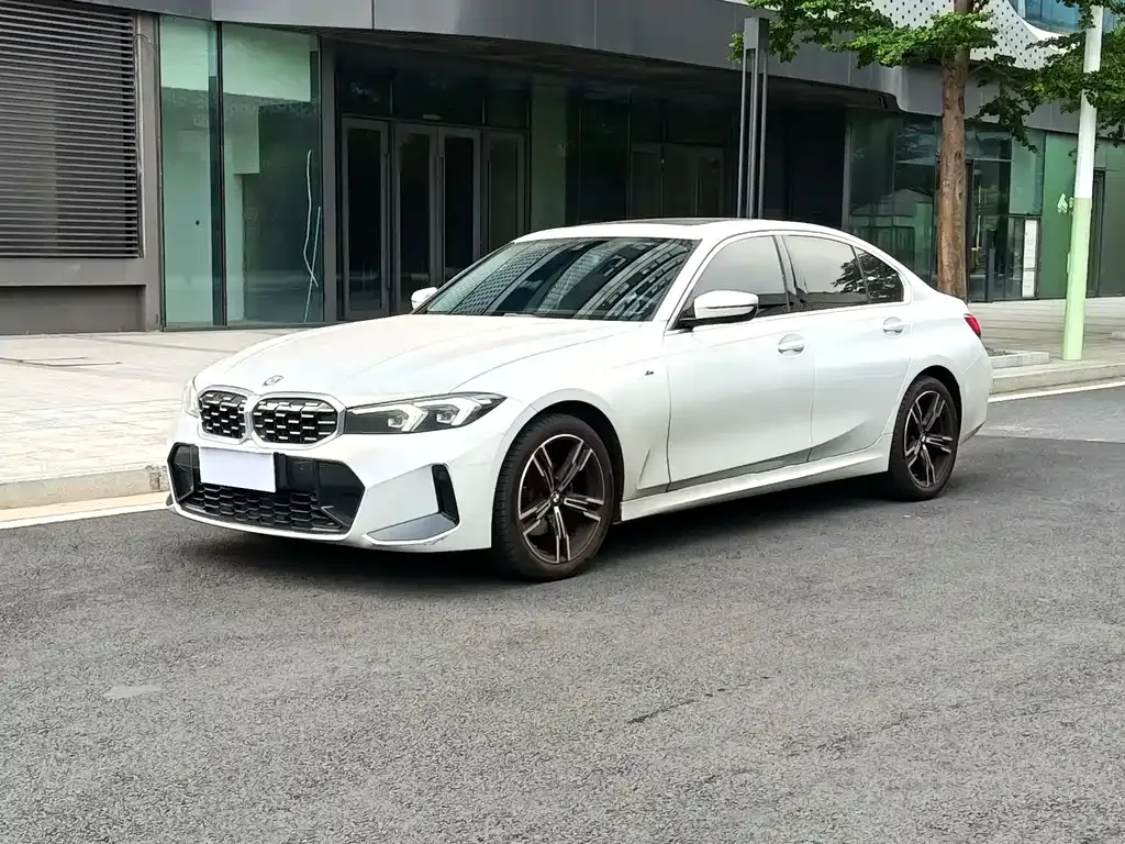 BMW 3 Series 2024 из CN, фото 1