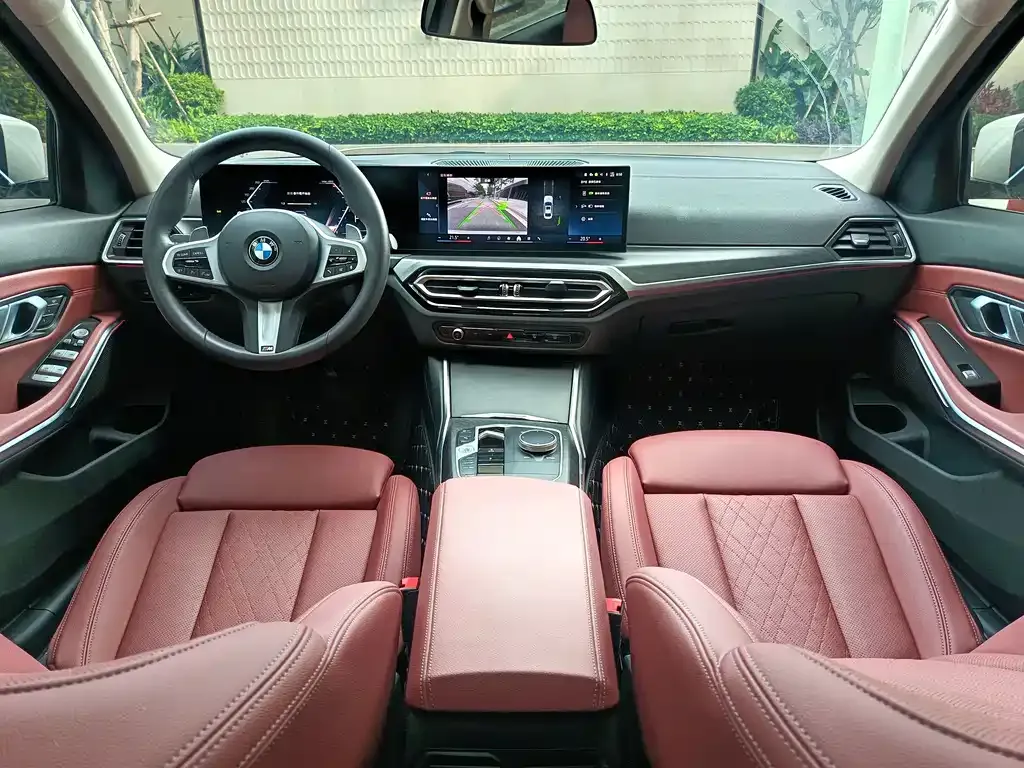 BMW 3 Series 2024 из CN, фото 10