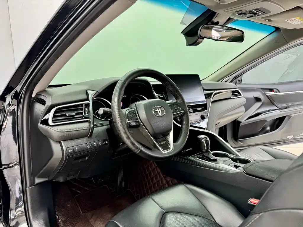 Toyota Camry 2023 из CN, фото 6