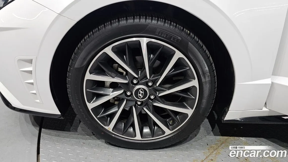 Hyundai Sonata 2023 из KR, фото 2