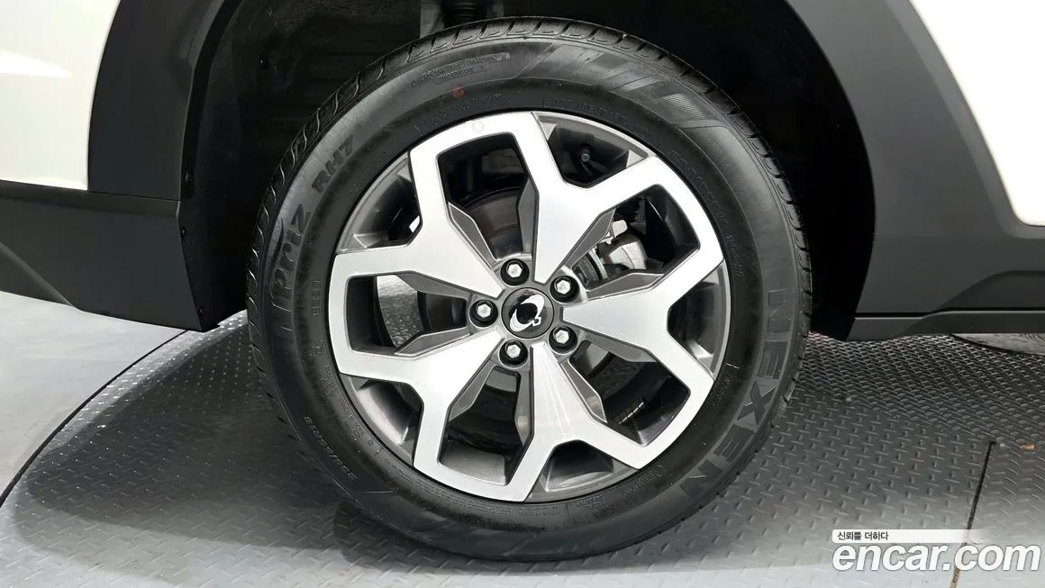 KG Mobility (Ssangyong) Torres — фото 7