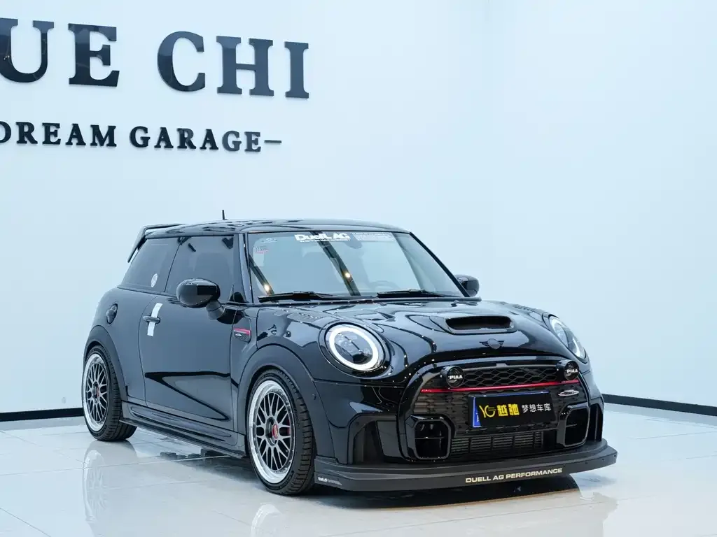 MINI JCW (John Cooper Works) — фото 6