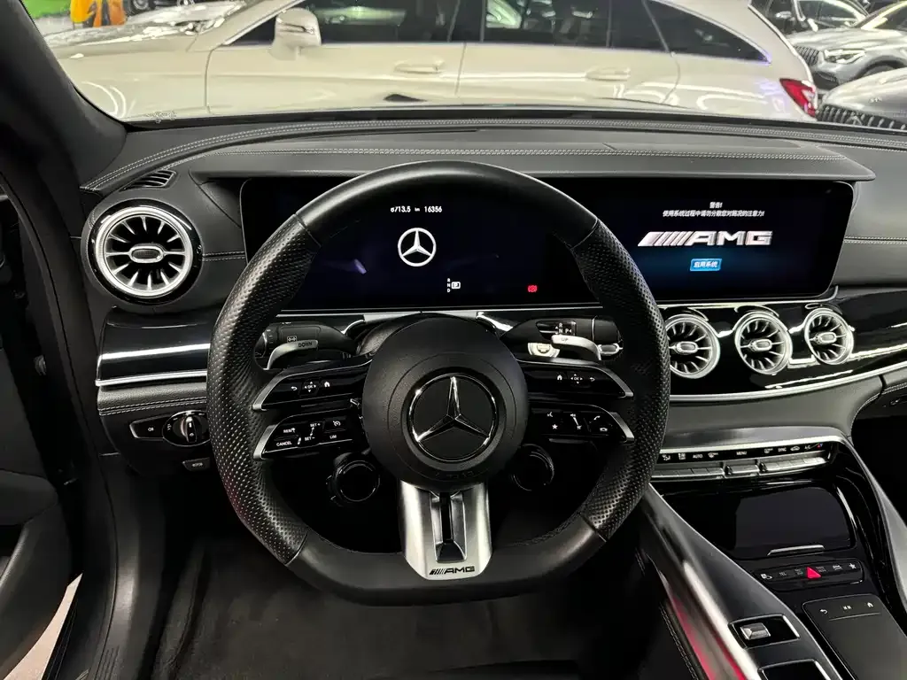 Mercedes-Benz AMG GT — фото 6