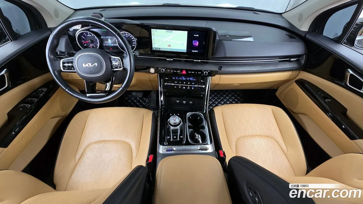Kia Carnival — фото 10