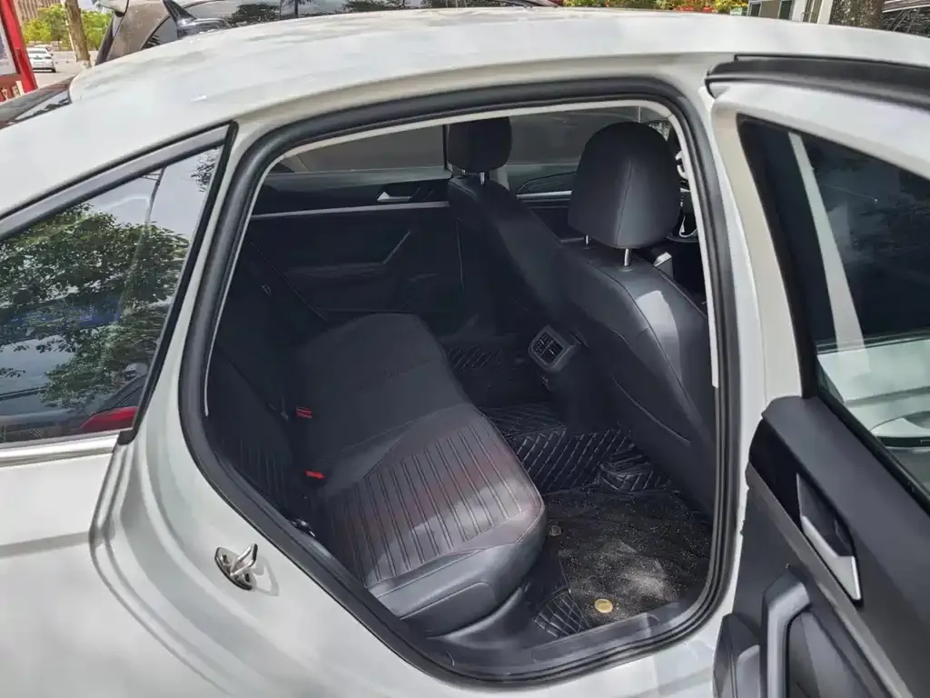 Volkswagen Lavida 2023 из CN, фото 6