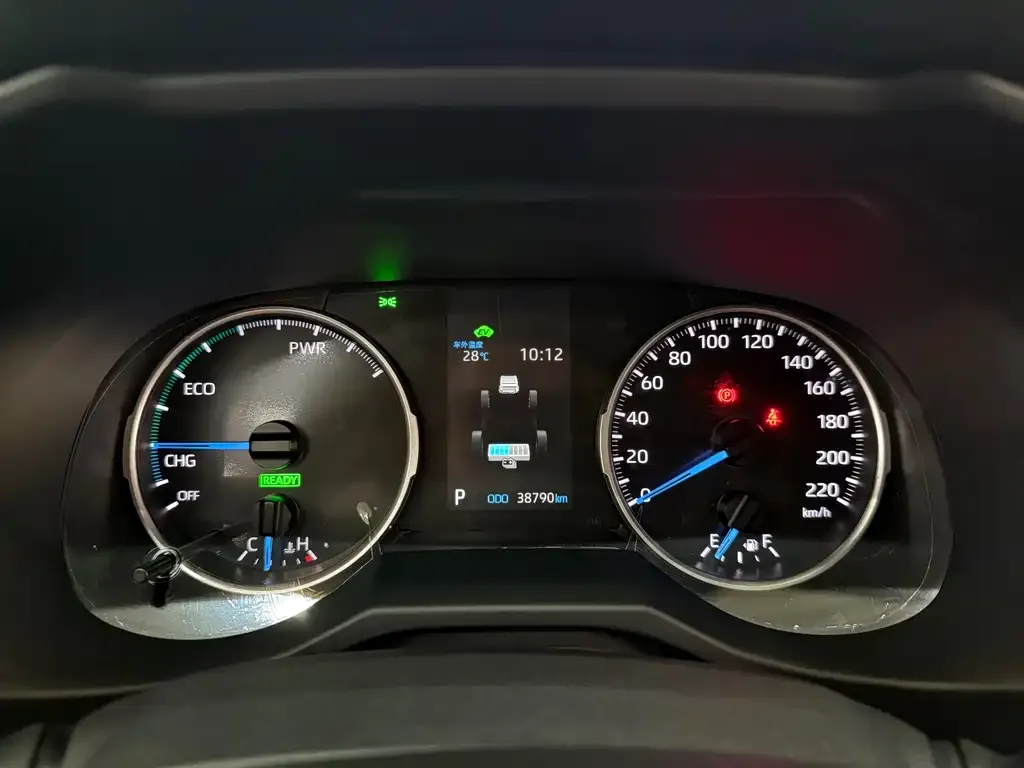 Toyota Wildlander 2022 из CN, фото 2