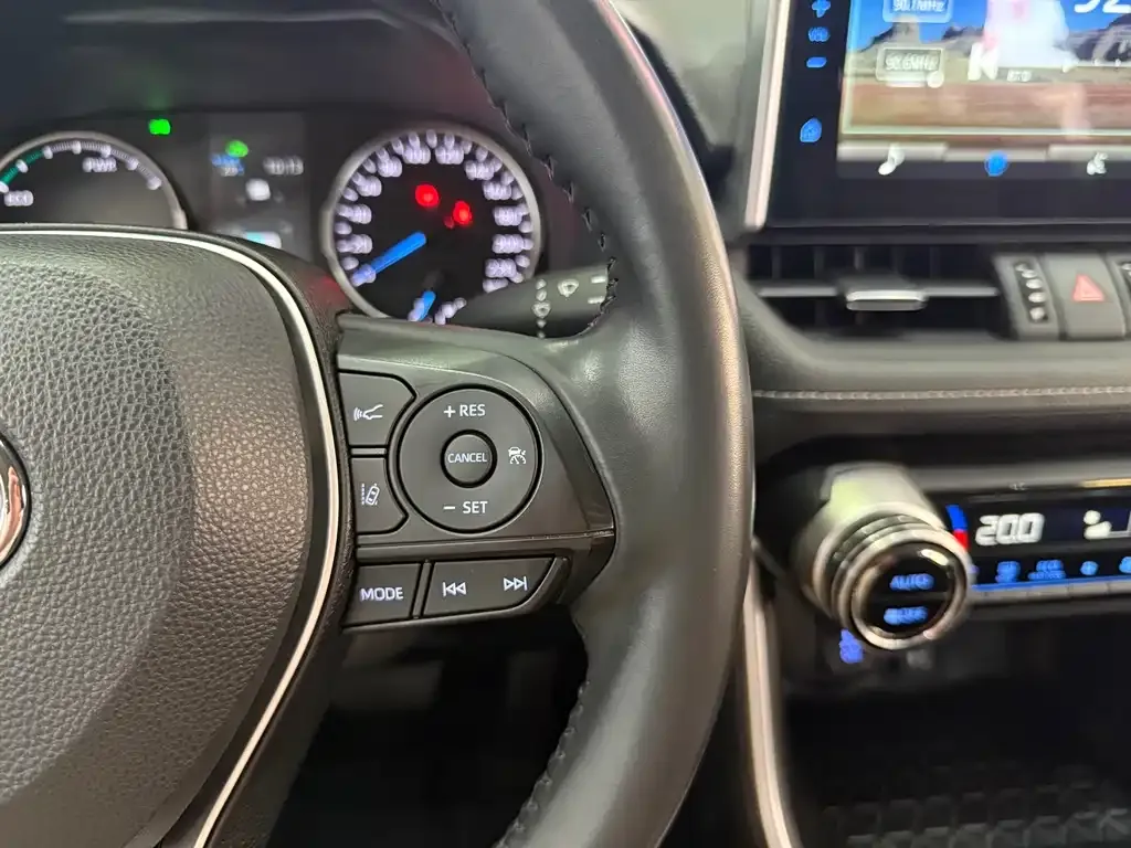 Toyota Wildlander 2022 из CN, фото 6
