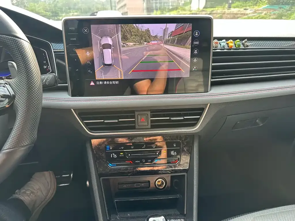 Volkswagen Tiguan L 2023 из CN, фото 2