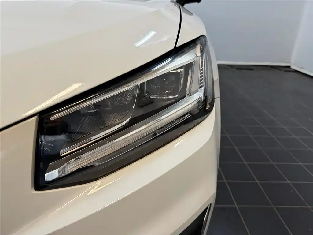 Audi Q2L 2021 из CN, фото 2
