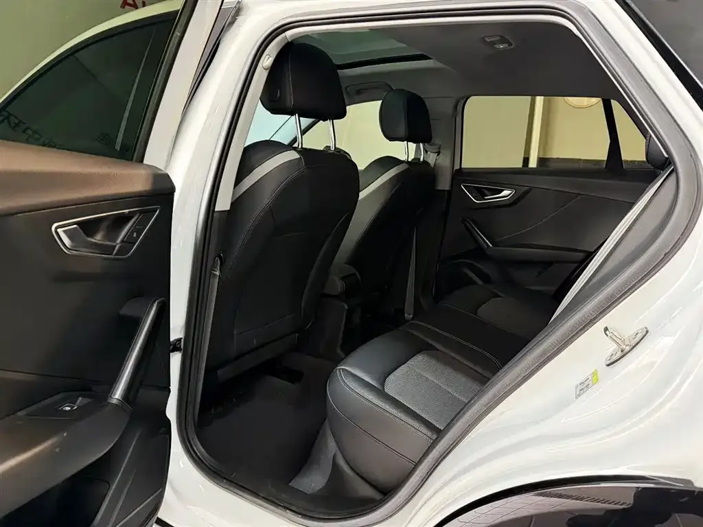 Audi Q2L 2021 из CN, фото 8