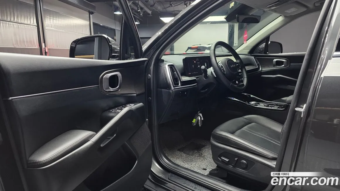 Kia Sorento — фото 10