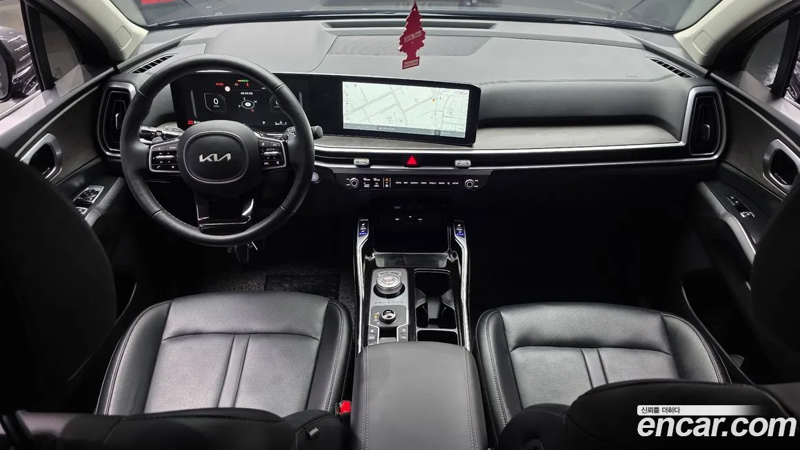 Kia Sorento — фото 8