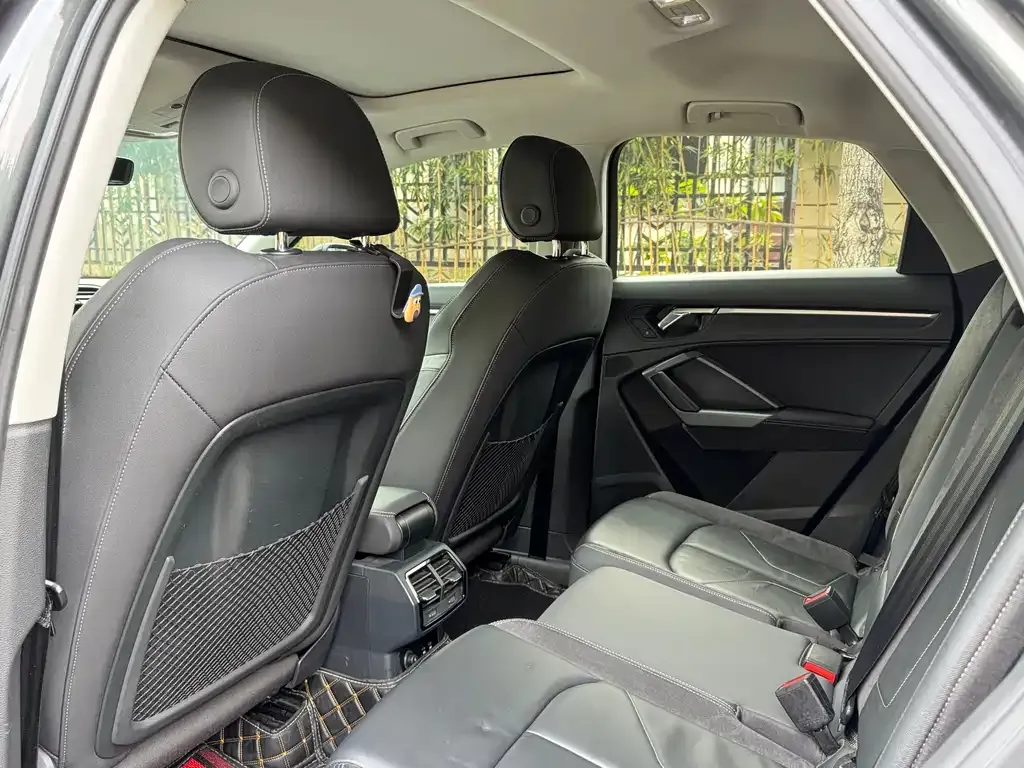 Audi Q3 Sportback 2022 из CN, фото 4