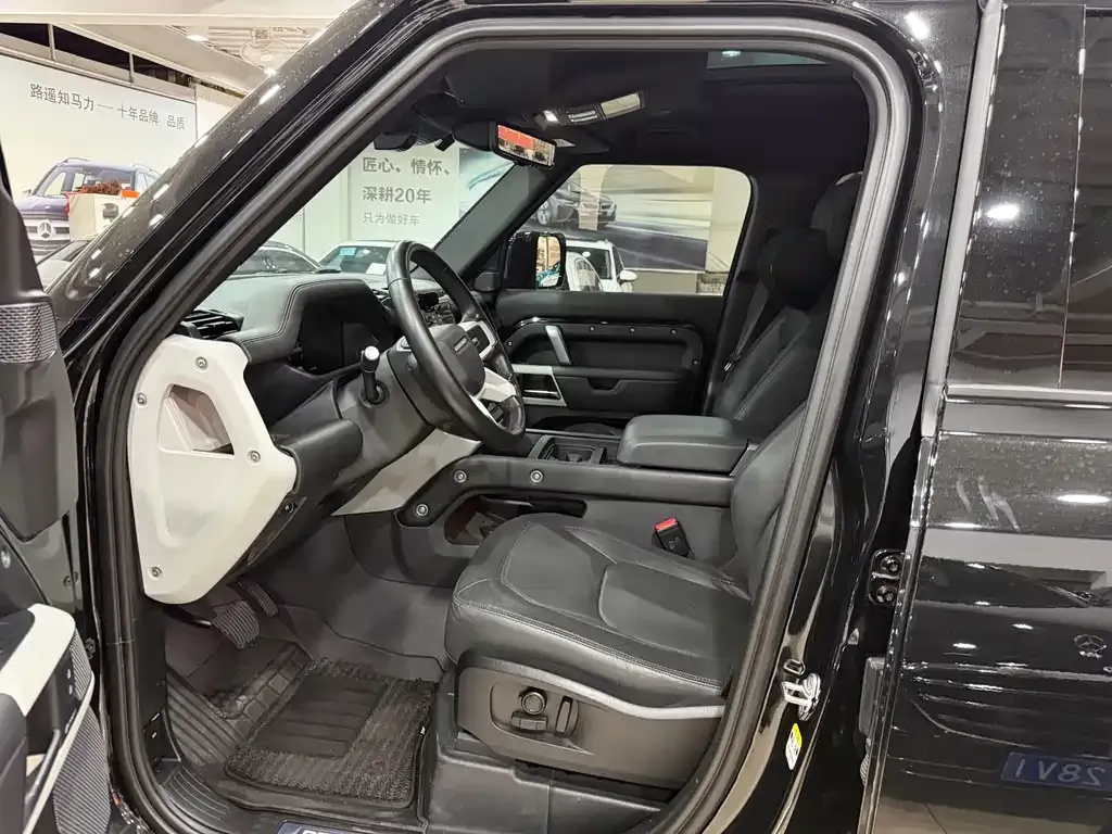 Land Rover Defender — фото 5