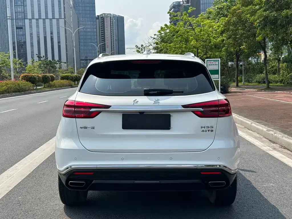 Hongqi HS5 — фото 3