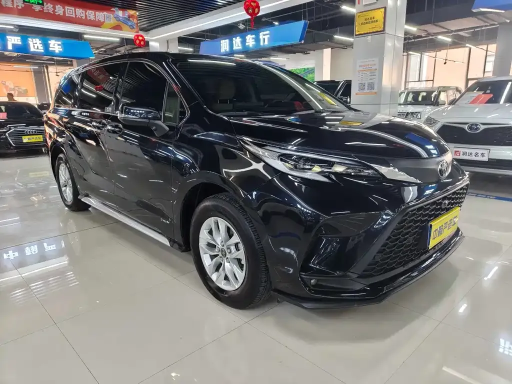 Toyota Granvia 2025 из CN, фото 9
