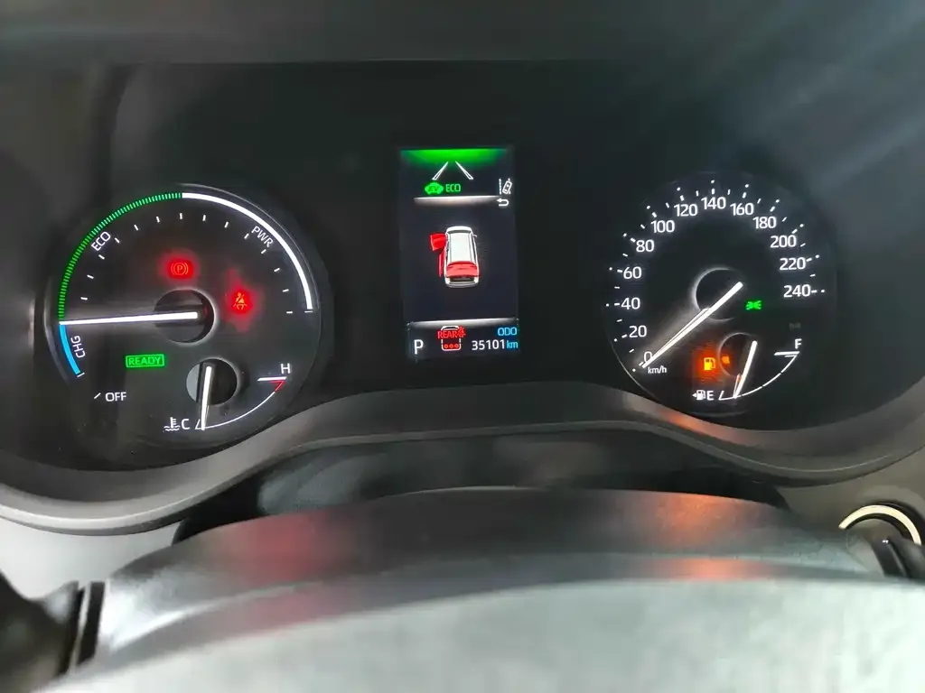 Toyota Granvia 2025 из CN, фото 3