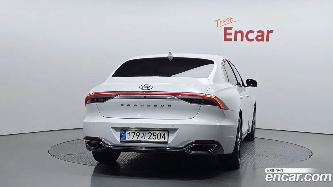 Hyundai Grandeur 2022 из KR, фото 8