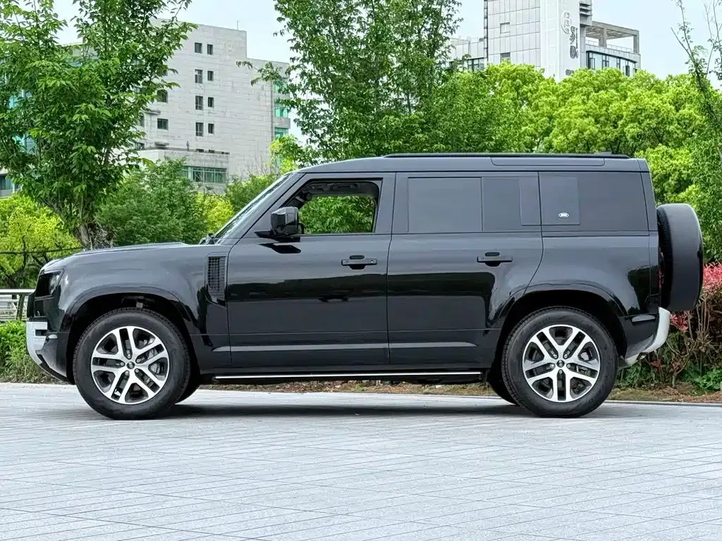 Land Rover Defender 2024 из CN, фото 7