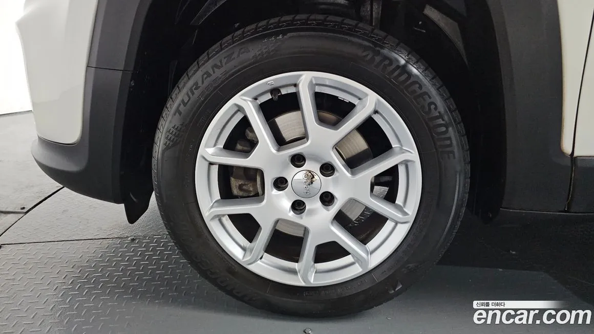 Jeep Renegade 2021 из KR, фото 3