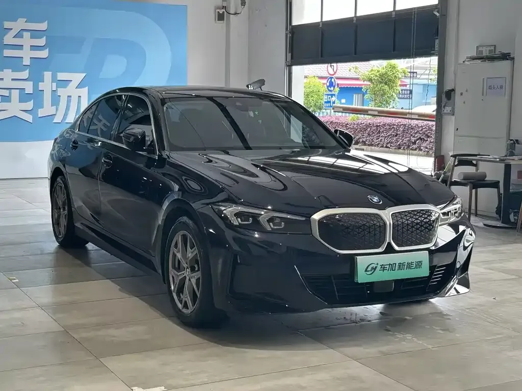 BMW i3 — фото 7