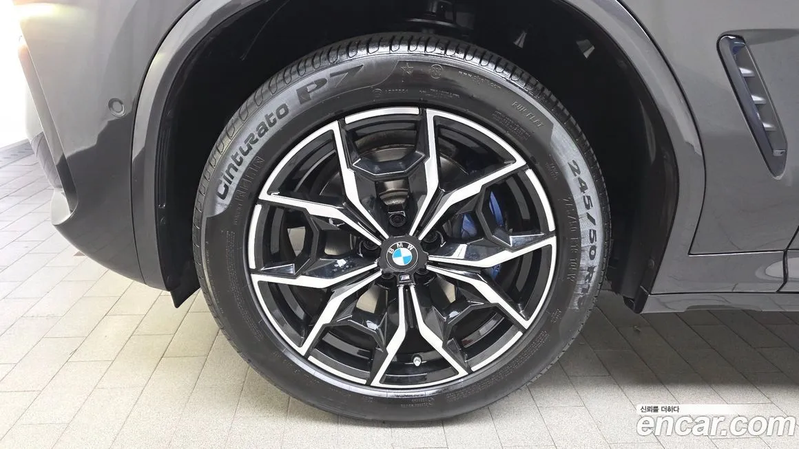 BMW X4 2022 из KR, фото 8