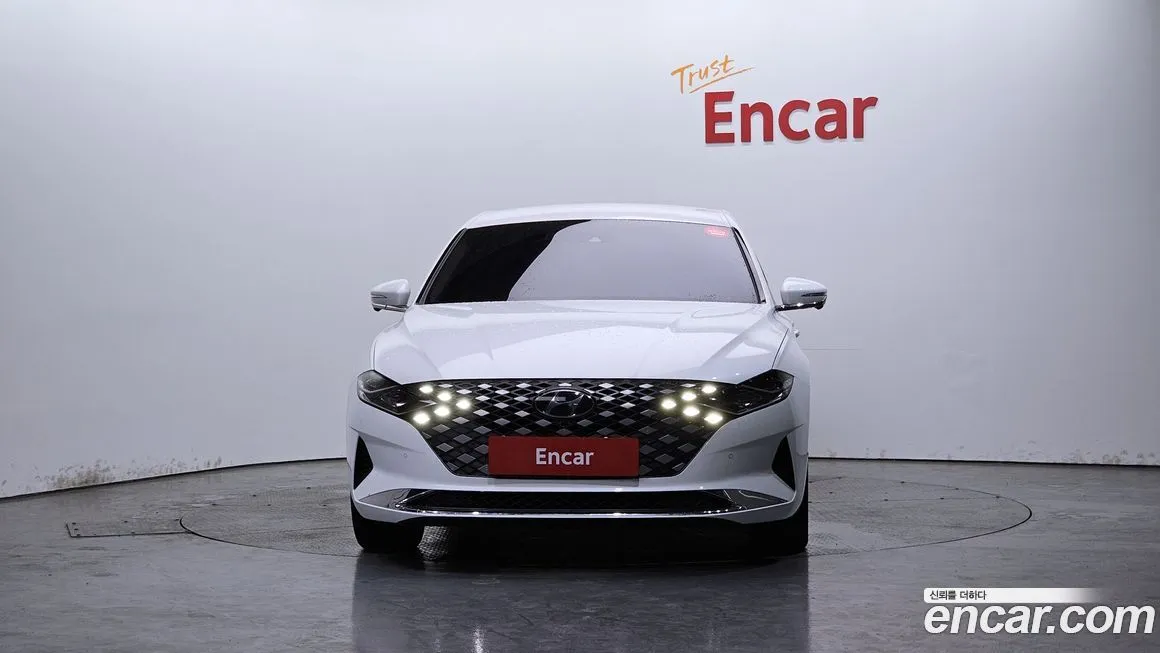 Hyundai Grandeur 2022 из KR, фото 3