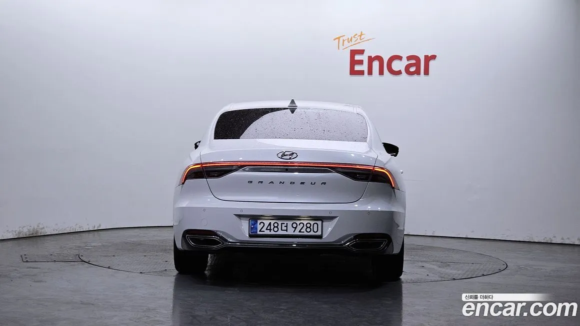 Hyundai Grandeur 2022 из KR, фото 5