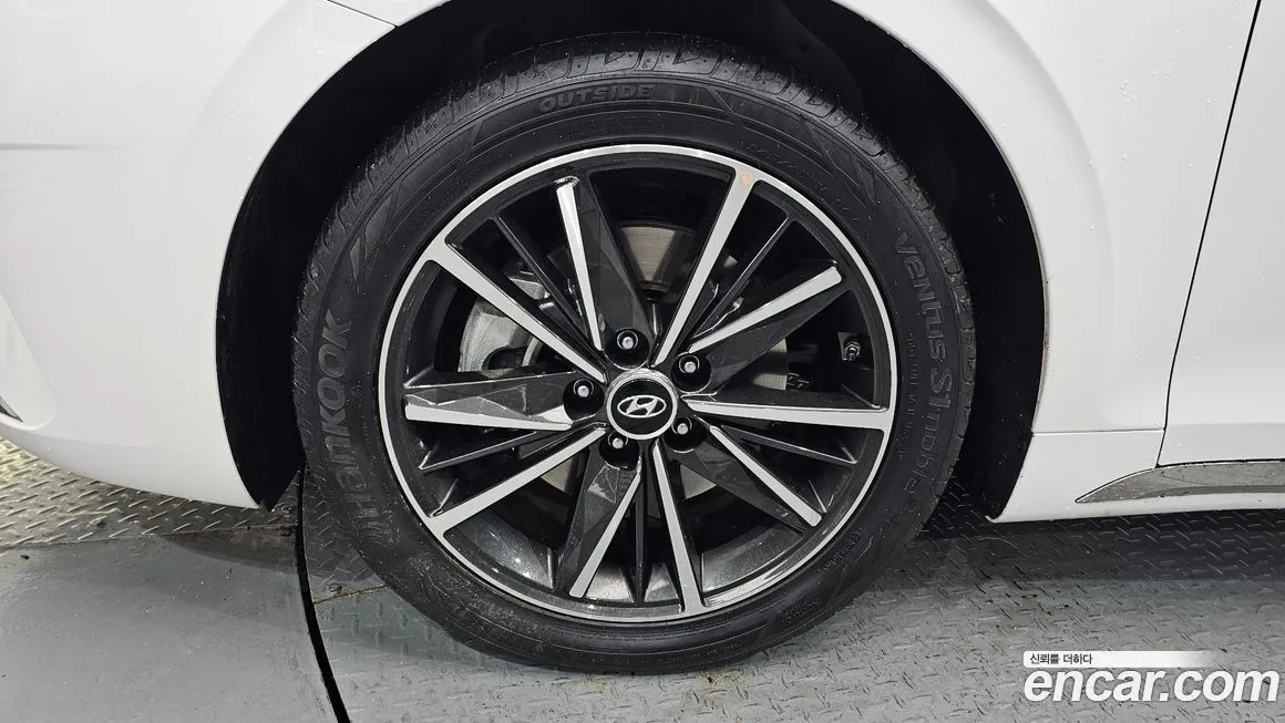 Hyundai Grandeur 2022 из KR, фото 8