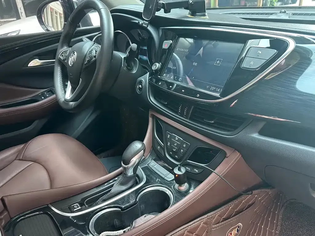 Buick Envision Plus — фото 2