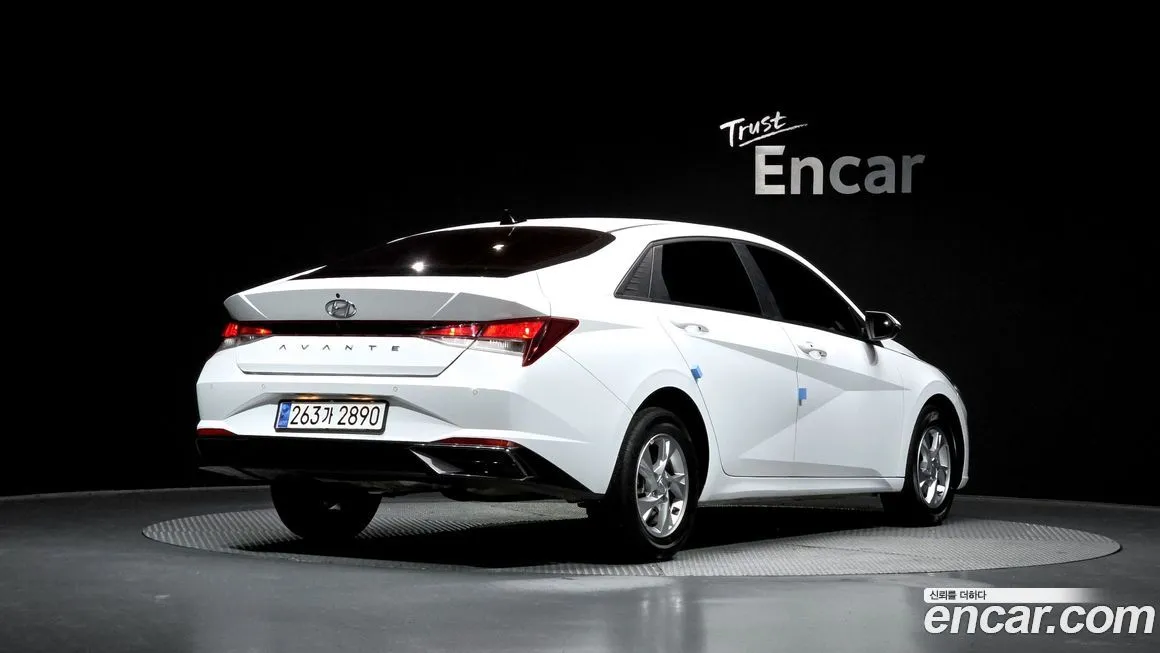 Hyundai AVANTE — фото 4